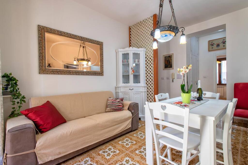 Casa Vacanze 100 Metri Dal Mare Alghero Kültér fotó